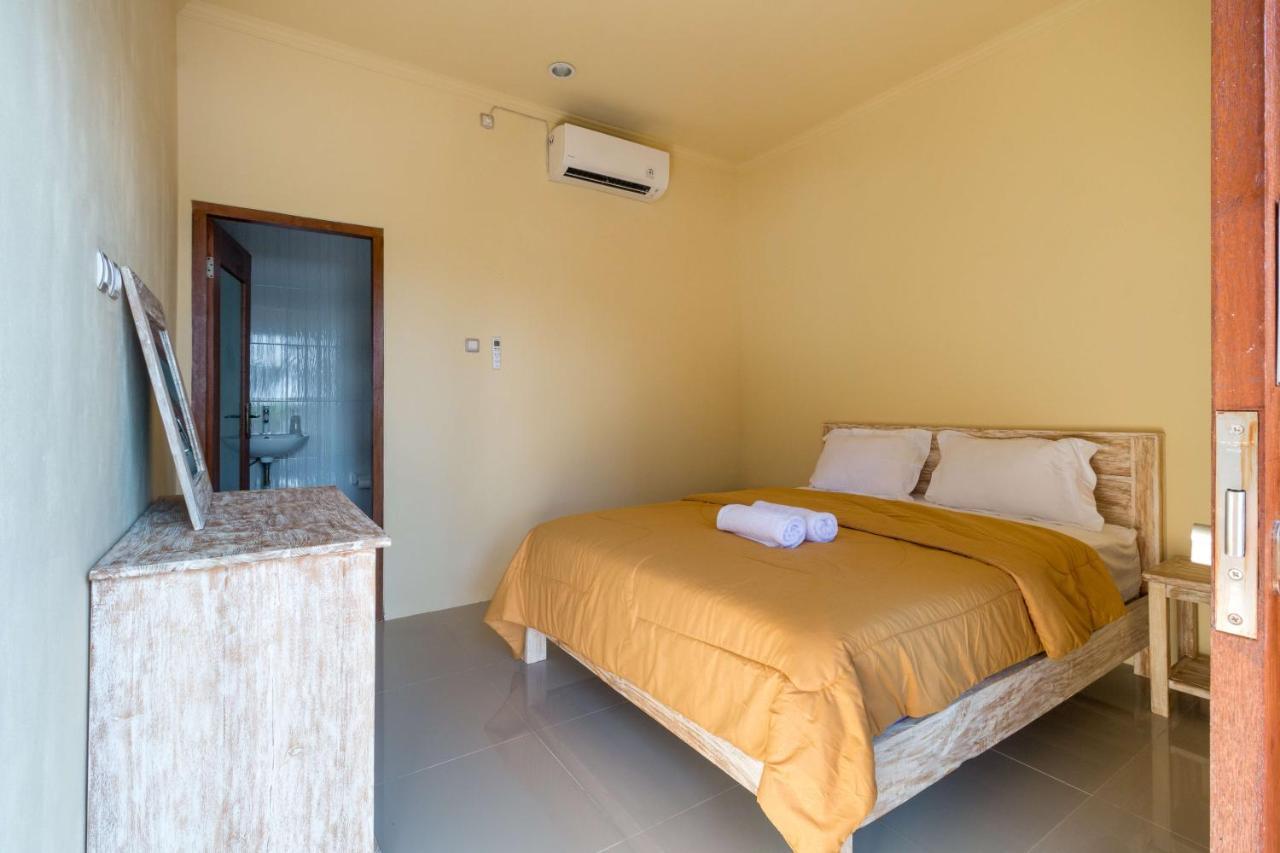 Dicky Guest House 2 Batu Bolong Canggu Екстериор снимка
